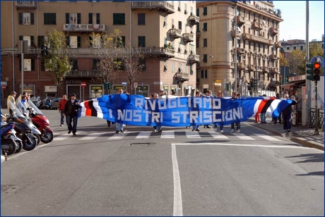 Striscione blucerchiato: 'Rivogliamo i nostri striscioni'
