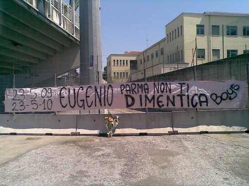 Striscione per Eugenio 23/05/2010