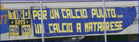 BOYS a Cesena. Striscione: 'Per un calcio pulito... un calcio a Matarrese'