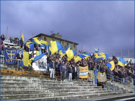 Ultras e tifosi gialloblù a Pisa per Pisa-PARMA