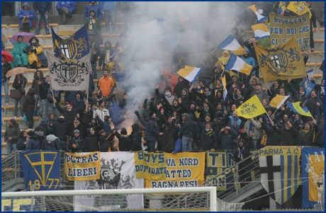Livorno-Parma 10-01-2010. BOYS PARMA 1977, foto ultras