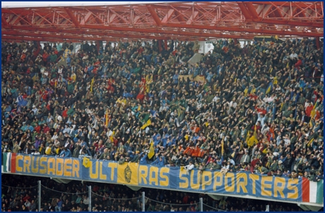 Lo striscione 'Crusader ultras supporters'