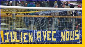 BOYS, Curva Nord di PARMA. 15-01-2006, striscione 'JULIEN AVEC NOUS'