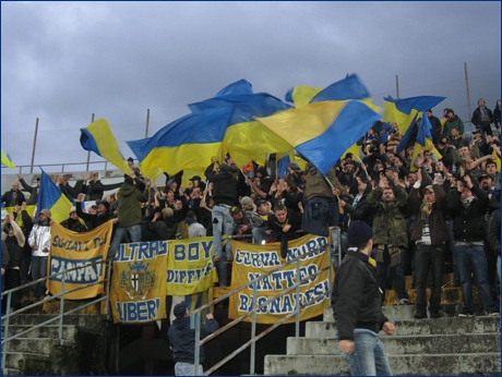 BOYS PARMA 1977 a Pisa per Pisa-PARMA. Il nostro tifo