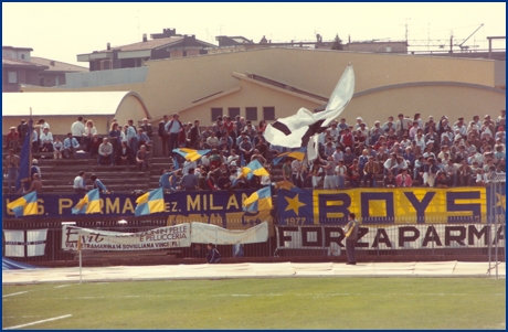 Empoli-Parma 21-04-1985. BOYS PARMA 1977, foto ultras