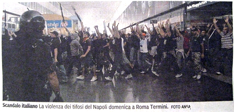 Roma Termini, i tifosi del Napoli in corteo - Foto tratta da La Gazzetta di Parma